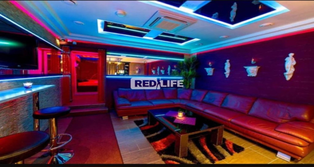 Relaxest&uacute;di&oacute; B&eacute;csben erotikus &eacute;s escort