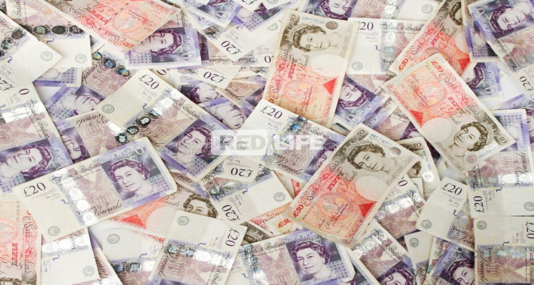 Escort job money