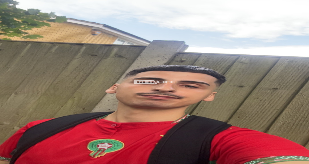 Independent adult content creator looking